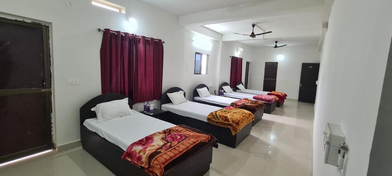 Gaurav Guest House Bodh Gaya Eksteriør bilde
